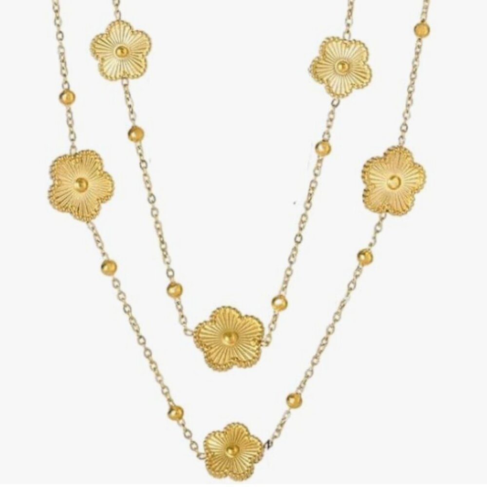 Clover Design 18K Gold Plated Stainless Steel Necklace, New without tag